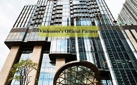 Elvita Landmark Luxury Residence